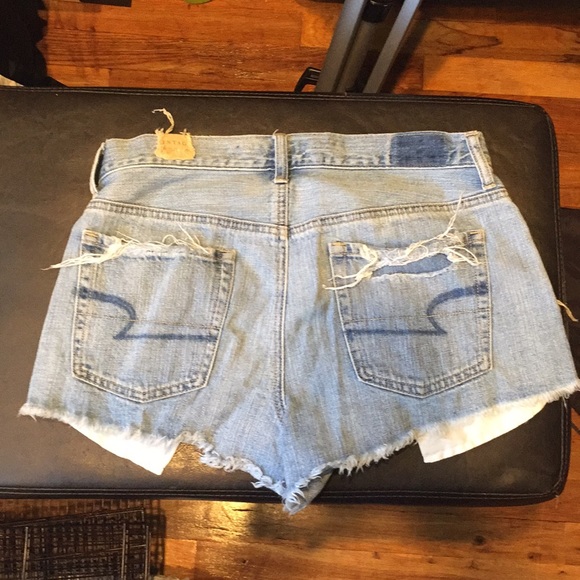 High waisted denim shorts - Picture 2 of 5
